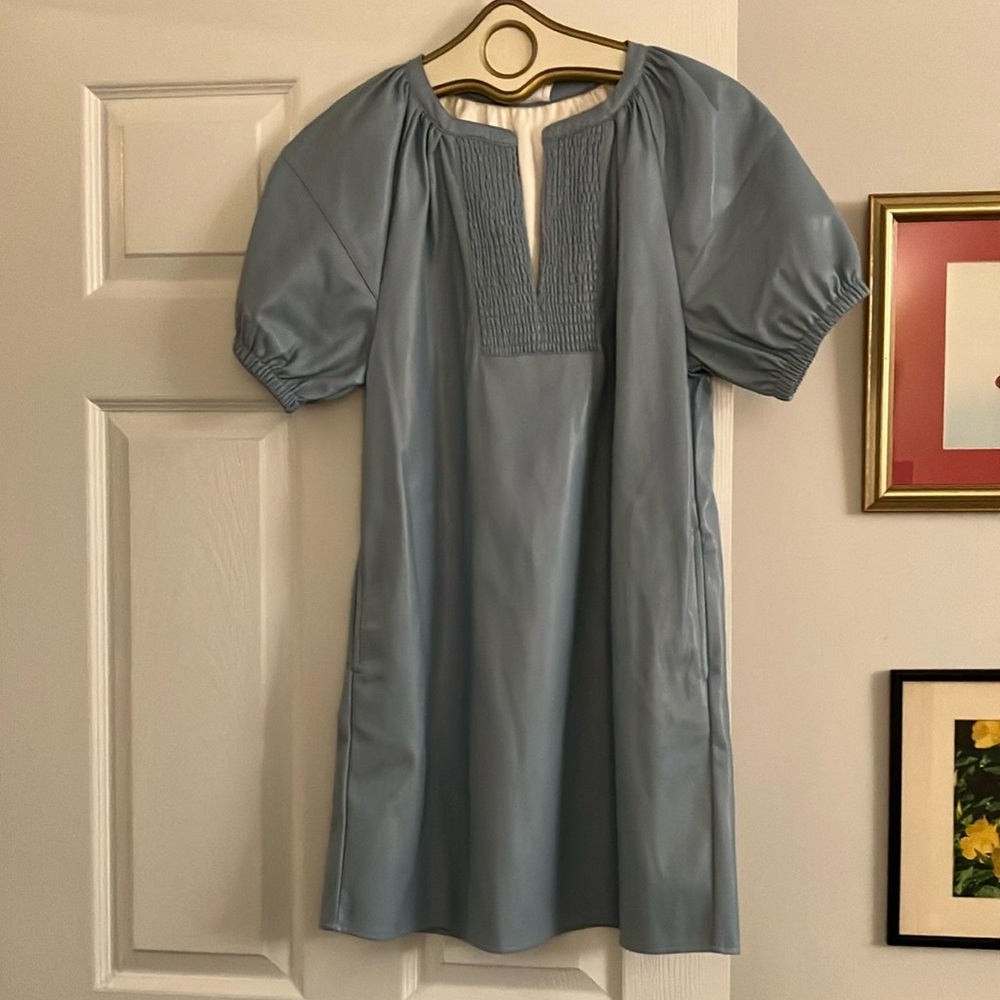 Sundays dress. New
